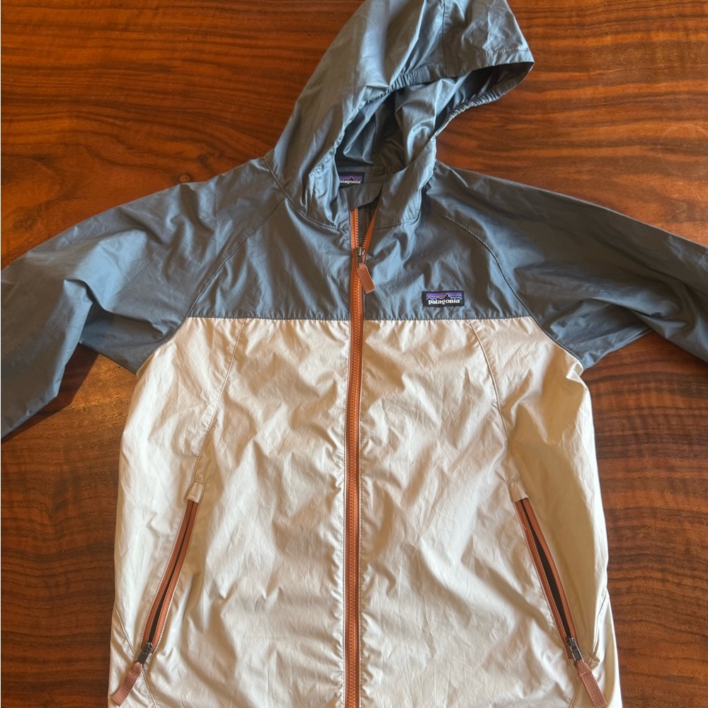 Kids Patagonia Gray Hooded Windbreaker Jacket